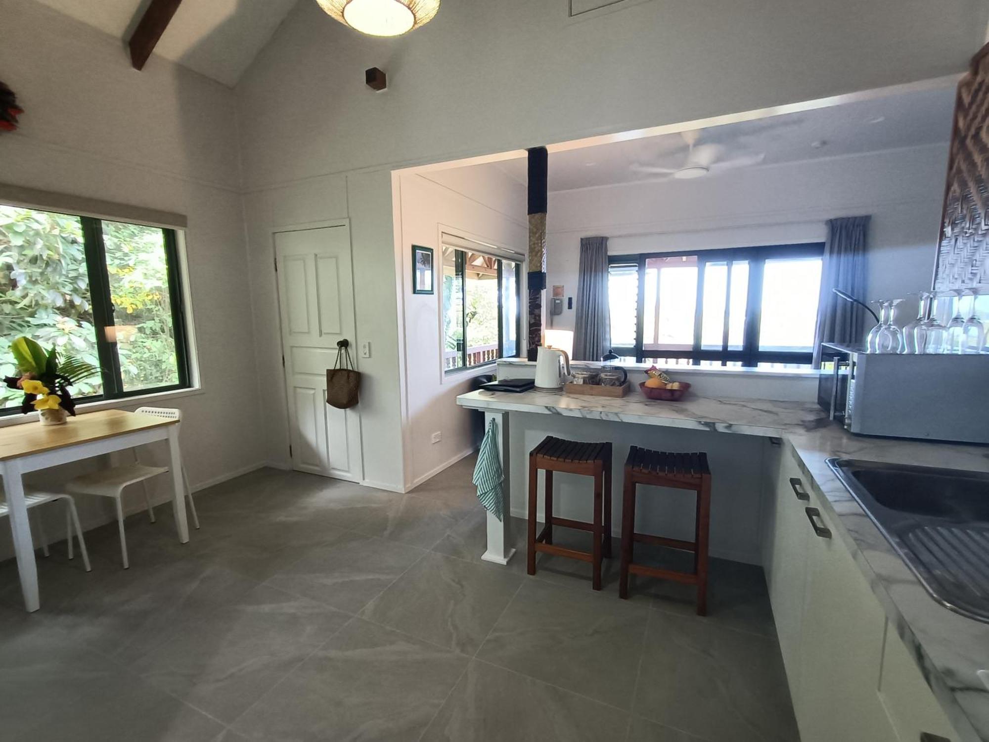 Muri Retreat Apartments 라로통가 외부 사진