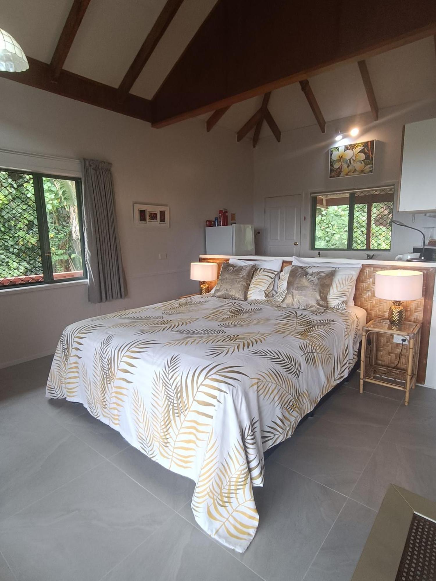 Muri Retreat Apartments 라로통가 외부 사진